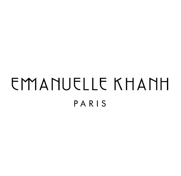 La marque Emmanuelle Khanh vient de perdre sa fondatrice. La styliste Emmanuelle Khanh est morte ce vendredi 17 février, à 79 ans.