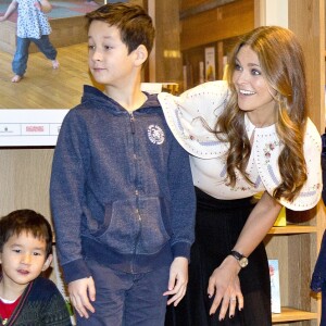 La princesse Madeleine inaugurait le 14 février 2017 au Southbank Centre à Londres Room for the Children, une bibliothèque qui propose des ouvrages jeunesse venus des pays scandinaves pour inciter les petits à lire et à s'exprimer.