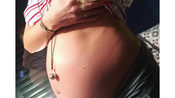 Alexia (Secret Story 7) enceinte – Elle a pris 9 kg : "Ça commence à tirer..."
