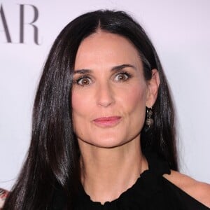 Demi Moore - Photocall de la soirée des 150 ans du magazine Harpers's Bazar à Los Angeles, le 27 Janvier 2017.