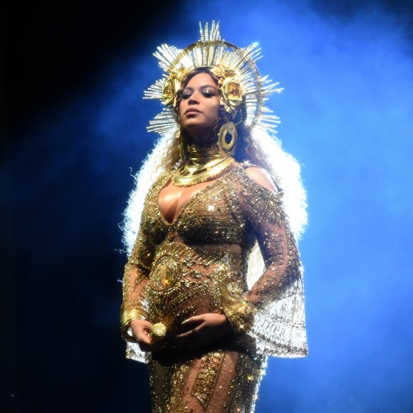 Beyoncé sur la scène de la 59e édition de Grammy Awards au Staples Center de Los Angeles, le 12 février 2017