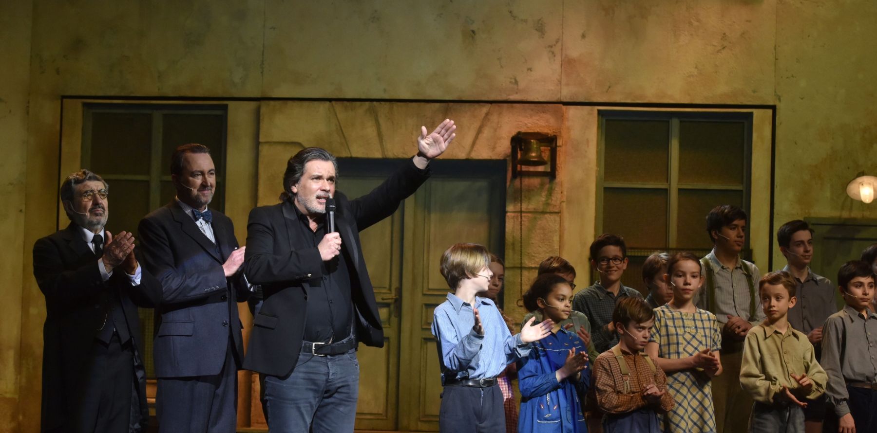 Les Choristes Film Streaming Les Choristes, la comédie musicale : "Ce n'est pas une photocopie du