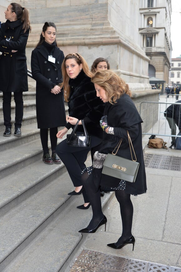 Francesca Versace, Cristiana Versace - Arrivée des personnalités à la cérémonie religieuse en l'honneur de Franca Sozzani (rédactrice en chef de Vogue Italie décédée le 22 décembre 2016) à Milan, le 27 février 2017