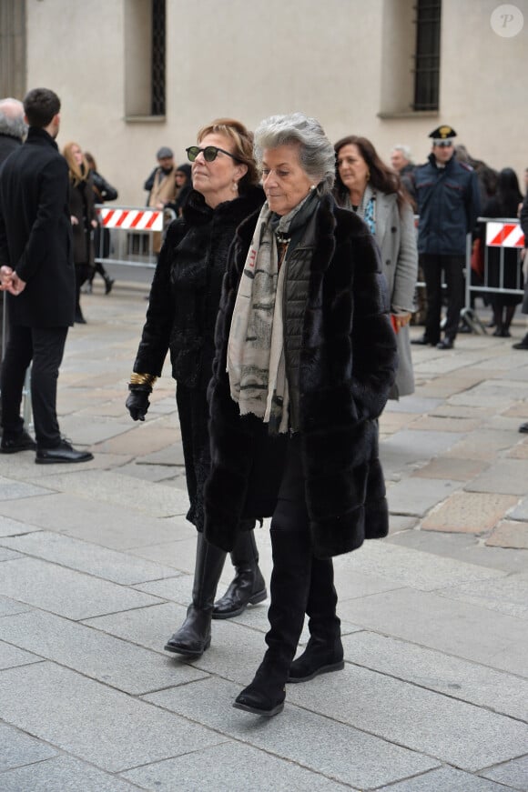 Giovanna Gentile Ferragamo et guest - Arrivée des personnalités à la cérémonie religieuse en l'honneur de Franca Sozzani (rédactrice en chef de Vogue Italie décédée le 22 décembre 2016) à Milan, le 27 février 2017
