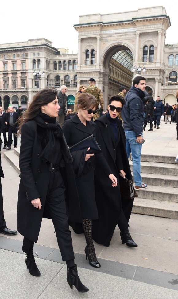 Guest, Carla Bruni-Sarkozy, Farida Khelfa - Cérémonie religieuse en l'honneur de Franca Sozzani (rédactrice en chef de Vogue Italie décédée le 22 décembre 2016) à Milan, le 27 février 2017