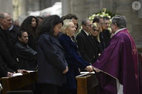 Sara Maino (fille de Carla Sozzani), Carla Sozzani (soeur de Franca Sozzani) - Intérieur - Cérémonie religieuse en l'honneur de Franca Sozzani (rédactrice en chef de Vogue Italie décédée le 22 décembre 2016) à Milan, le 27 février 2017.