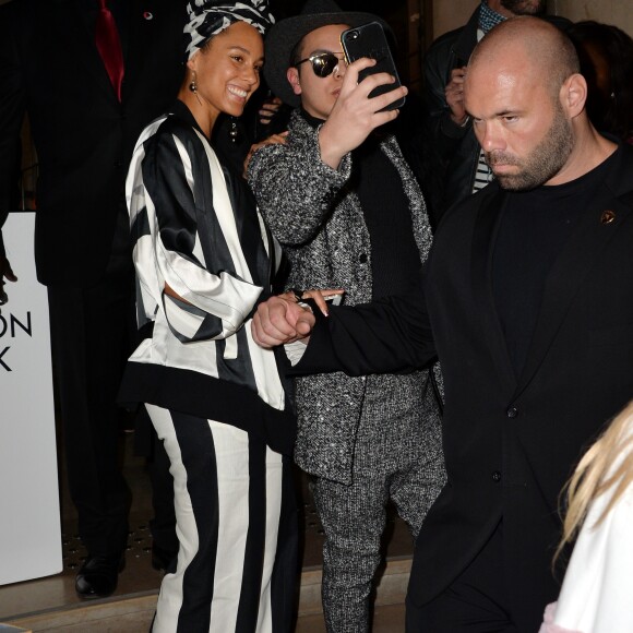 Alicia Keys - Défilé de mode prêt-à-porter automne-hiver 2017/2018 "Rick Owens" au Palais de Tokyo. Paris, le 2 mars 2017. © CVS/Veeren/Bestimage