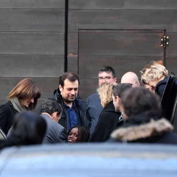 Exclusif - Nicolas Sarkozy et sa femme Carla Bruni arrivent à l'aéroport de Turin en Italie pour la présentation du nouveau livre de Marisa Bruni Tedeschi "Mes chères filles, je vais vous raconter" à Turin en Italie le 6 mars 2017.