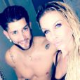 Adixia et Paga réconciliés après l'infidélité du Marseillais sur le tournage de la nouvelle saison des Marseillais : South America - Photo publiée sur Instagram en janvier 2017