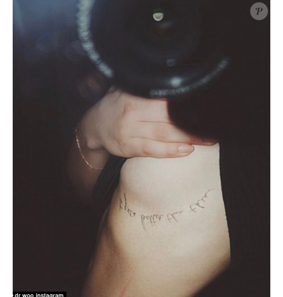 Chloë Grace Moretz s'est offert un nouveau tatouage - Photo publiée sur Instagram au mois de mars 2017