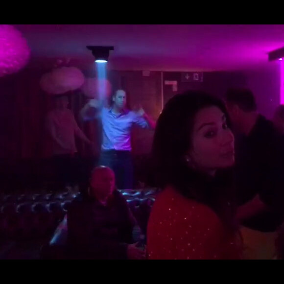 Le prince William en transe sur le dancefloor du club Farinet à Verbier le 12 mars 2017, notamment au son du tube Happy.