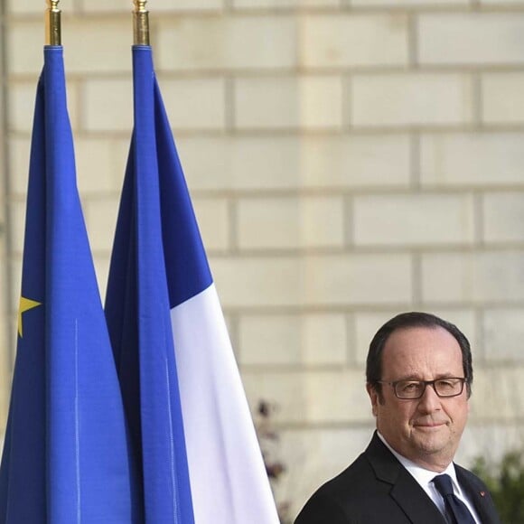 François Hollande - Le président reçoit le duc et la duchesse de Cambridge au palais de l'Elysée le 17 mars 2017.