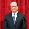 François Hollande lors de l'élévation de Line Renaud au rang de grand-croix de l'ordre national du Mérite, au Palais de l'Elysée à Paris, le 23 mars 2017. © Guirec Coadic/Bestimage