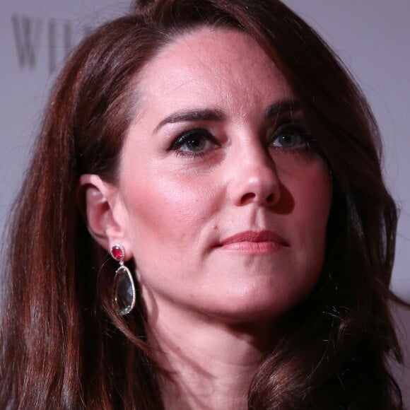 Catherine Kate Middleton, duchesse de Cambridge assiste à l'exposition de Gillian Wearing à Londres le 28 mars 2017.