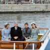 Le roi Philippe de Belgique et la reine Mathilde de Belgique, sont accompagnés par le prince héritier Frederik de Danemark et la princesse Mary de Danemark, pour une promenade en bateau dans la rade de Copenhague, le 28 mars 2017, au début de la visite d'Etat du couple royal belge au Danemark.