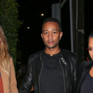 Kim Kardashian, John Legend et Chrissy Teigen à Santa Monica, Los Angeles. Novembre 2015.