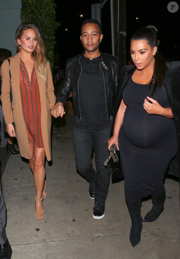 Kim Kardashian, John Legend et Chrissy Teigen à Santa Monica, Los Angeles. Novembre 2015.