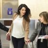 Exclusif - Amal Clooney, enceinte, arrive à l'aéroport JFK de New York City, New York, Etats-Unis, le 11 mars 2017. Amal Clooney a prononcé un discours émouvant à l'ONU et imploré le gouvernement Irakien de sévir contre Daesh.