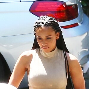 Mel B à la sortie de son domicile, Los Angeles, après son annonce officielle de son divorce avec Stephen Bela­fonte, le 5 avril 2017.