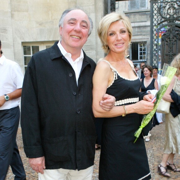 Evelyne Dhéliat et son mari Philippe à Avignon. Juillet 2006.