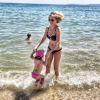 Sylvie Tellier en week-end dans le sud de la France avec sa petite famille. Avril 2017.