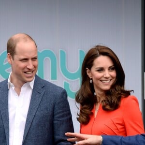 Kate Middleton, duchesse de Cambridge, le prince William et le prince Harry inauguraient ensemble le 20 avril 2017 la Global Academy de Hayes, à l'ouest de Londres, qui forment des étudiants aux métiers des médias.