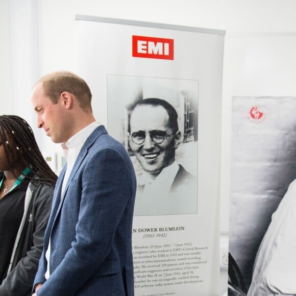 Kate Middleton, duchesse de Cambridge, le prince William et le prince Harry inauguraient ensemble le 20 avril 2017 la Global Academy de Hayes, à l'ouest de Londres, qui forment des étudiants aux métiers des médias.