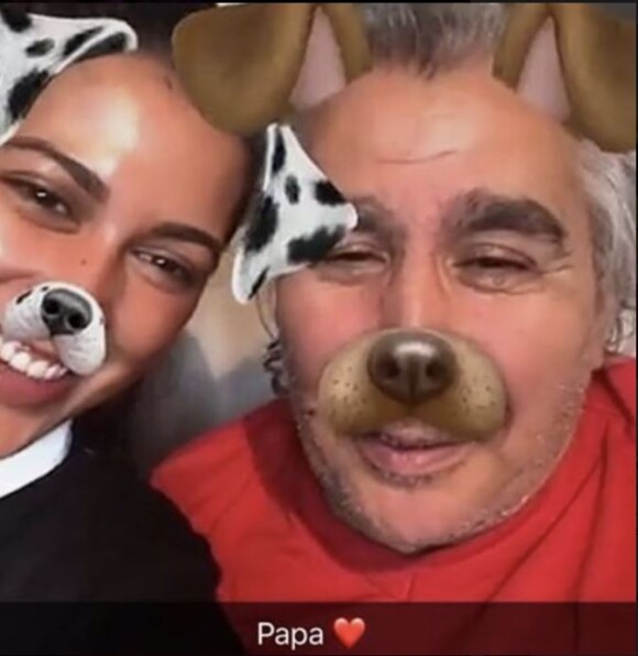 Ayem Nour et son papa - Snapchat, avril 2017