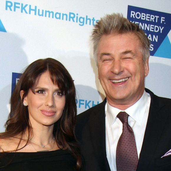Hilaria Baldwin et son mari Alec Baldwin à la soirée 'RFK Human Rights Ripple Of Hope Awards' à New York, le 6 décembre 2016