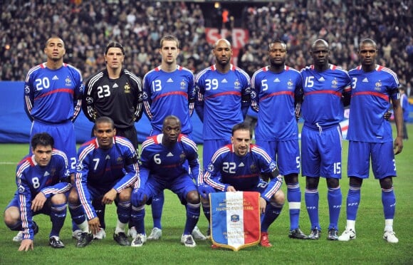 Nicolas Anelka avec l'équipe de France le 26 mars 2008 lors d'un match amical contre l'Angleterre au Stade de France.