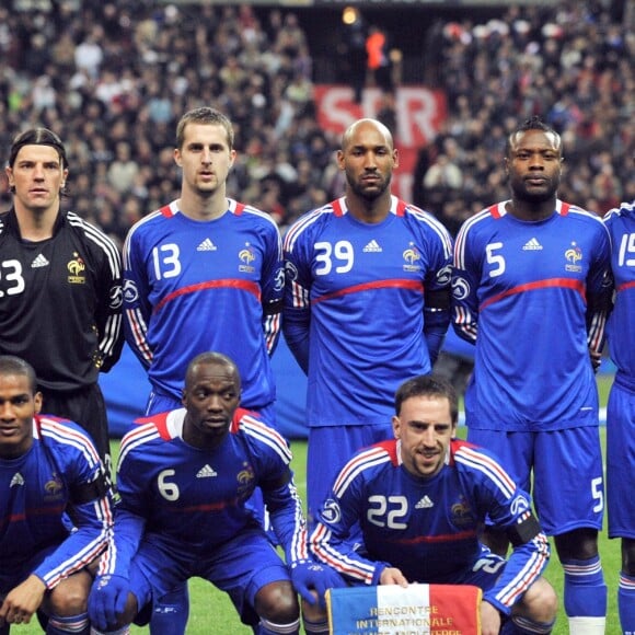 Nicolas Anelka avec l'équipe de France le 26 mars 2008 lors d'un match amical contre l'Angleterre au Stade de France.