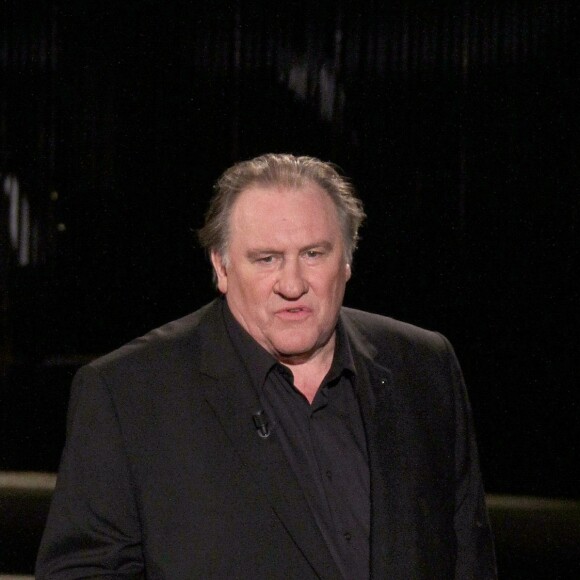 Gérard Depardieu dansant avec Sara Di Vaira pour l'émission Ballando con le stelle (Danse avec les Stars version italienne) le 22 avril 2017 à Rome