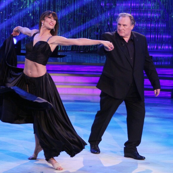 Gérard Depardieu dansant avec Sara Di Vaira pour l'émission Ballando con le stelle (Danse avec les Stars version italienne) le 22 avril 2017 à Rome