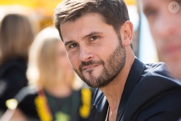 Exclusif - Christophe Beaugrand lors de la 13 ème édition de l'opération "Une Jonquille pour Curie" à Paris, le 14 mars 2017.