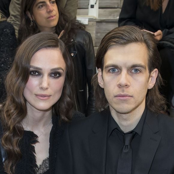 Keira Knightley et son mari James Righton - Défilé Chanel, collection croisière 2018 au Grand Palais à Paris. Le 3 mai 2017. © Olivier Borde/ Bestimage