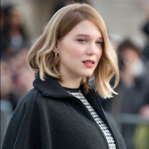 Léa Seydoux - Arrivées au défilé de mode prêt-à-porter automne-hiver 2017/2018 "Louis Vuitton" au Musée du Louvre à Paris. Le 7 mars 2017
