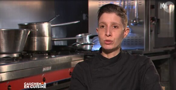 Mélody, en couple avec Marie, dans Cauchemar en cuisine, le 4 mai 2017 sur M6.