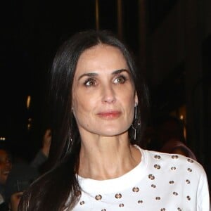 Demi Moore arrivant à la soirée organisée pour le 150e anniversaire de Harpers Bazaar au Rainbow Room à New York, le 19 avril 2017.