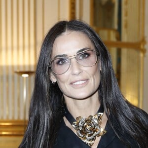 Demi Moore - Remise de la légion d'honneur les insignes de chevalier de l'ordre national du mérite à Alber Elbaz par la ministre de la culture et de la communication Audrey Azoulay au ministère à Paris, le 3 octobre 2016. © Olivier Borde/Bestimage