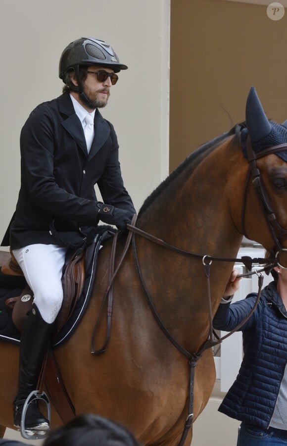 Guillaume Canet participe au 1er Jumping International du château de Versailles, France, le vendredi 5 mai 2017. © Giancarlo Gorassini/Bestimage