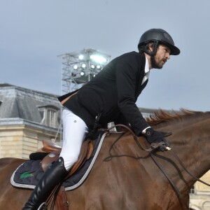 Guillaume Canet participe au 1er Jumping International du château de Versailles, France, le vendredi 5 mai 2017. © Giancarlo Gorassini/Bestimage