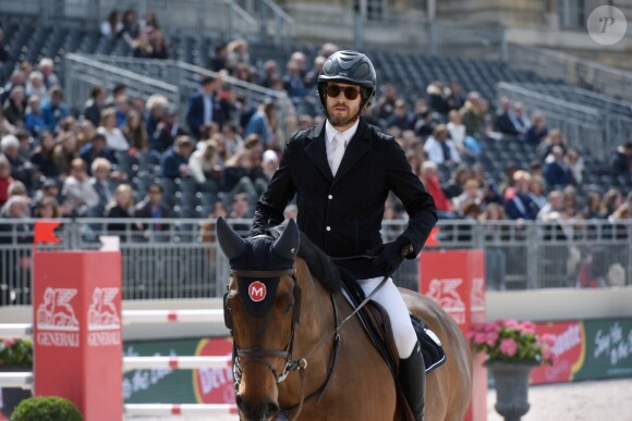 Guillaume Canet participe au 1er Jumping International du château de Versailles, France, le vendredi 5 mai 2017. © Giancarlo Gorassini/Bestimage