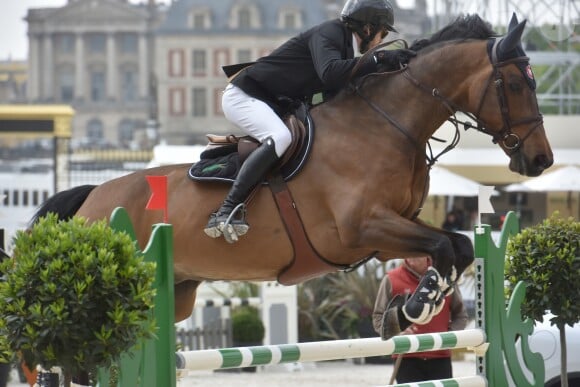 Guillaume Canet participe au 1er Jumping International du château de Versailles, France, le vendredi 5 mai 2017. © Giancarlo Gorassini/Bestimage