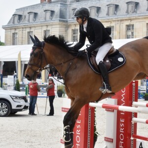 Guillaume Canet participe au 1er Jumping International du château de Versailles, France, le vendredi 5 mai 2017. © Giancarlo Gorassini/Bestimage