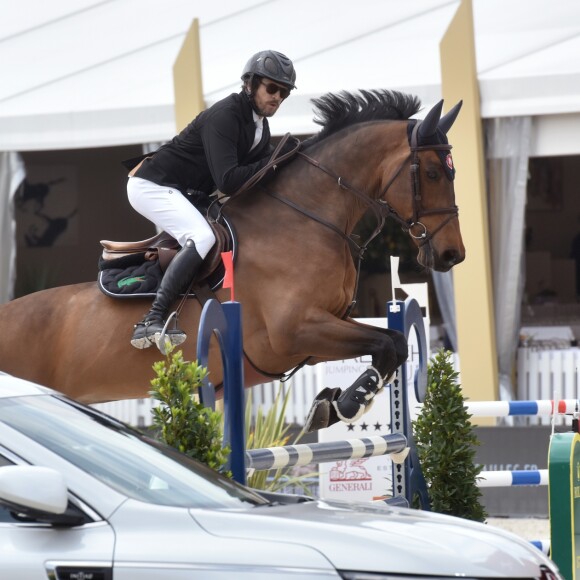 Guillaume Canet participe au 1er Jumping International du château de Versailles, France, le vendredi 5 mai 2017. © Giancarlo Gorassini/Bestimage