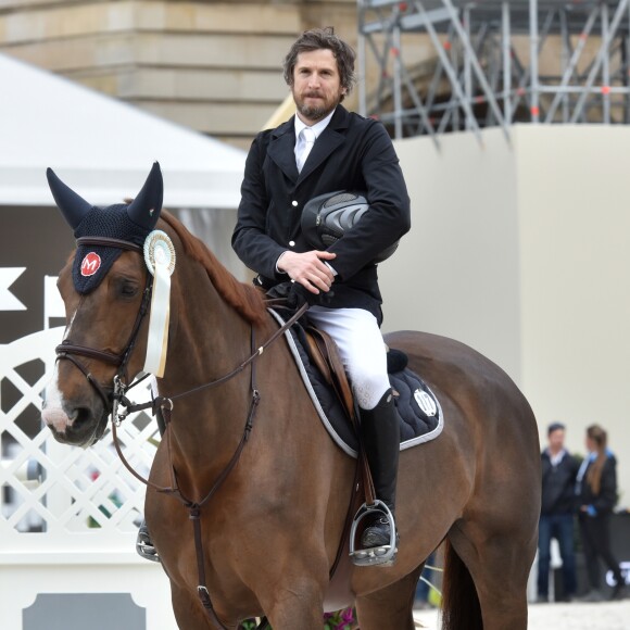 Guillaume Canet lors de la remise du Prix du Grand Trianon lors du 1er Jumping International du château de Versailles, France, le vendredi 5 mai 2017. © Giancarlo Gorassini/Bestimage