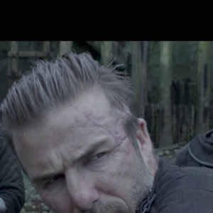 David Beckham joue dans Le Roi Arthur : La légende d'Excalibur, le nouveau film de Guy Ritchie - Image extrait d'une vidéo publiée sur Youtube le 9 mai 2017