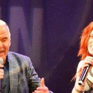 Sophie Tapie, Michel Fugain et Anaïs Delva - Soirée "Chante la vie chante" à l'occasion de l'anniversaire (le 12 mai), des 50 ans de carrière et de la sortie de l'album hommage "Tribute" de Michel Fugain au Divan Du Monde à Paris, France, le 10 mai 2017. © Coadic Guirec/Bestimage