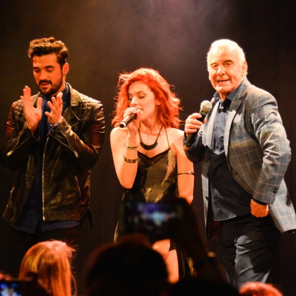 Sophie Tapie, Florent Mothe, Anaïs Delva, Michel Fugain, Victoria Petrosillo, Damien Sargue et Olivier Dion - Soirée "Chante la vie chante" à l'occasion de l'anniversaire (le 12 mai), des 50 ans de carrière et de la sortie de l'album hommage "Tribute" de Michel Fugain au Divan Du Monde à Paris, France, le 10 mai 2017. © Coadic Guirec/Bestimage