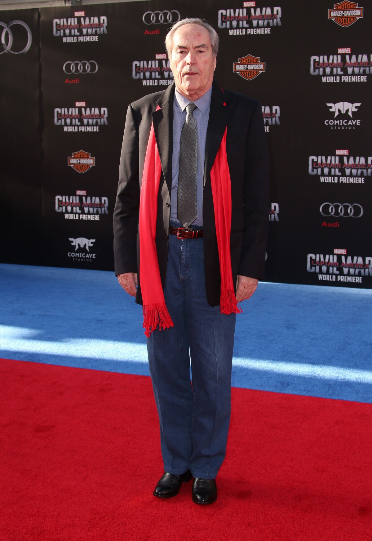Photo : Powers Boothe à la première mondiale de 